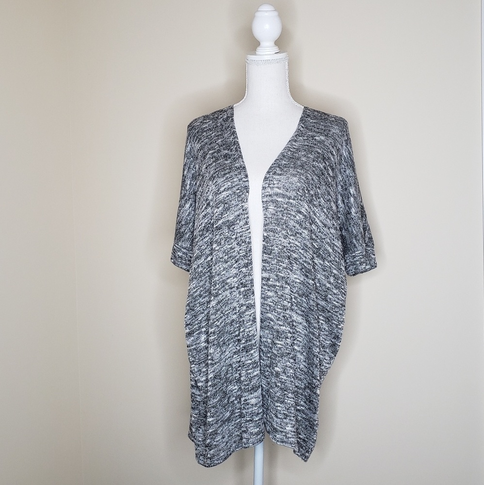 Torrid short sleeve cardigan